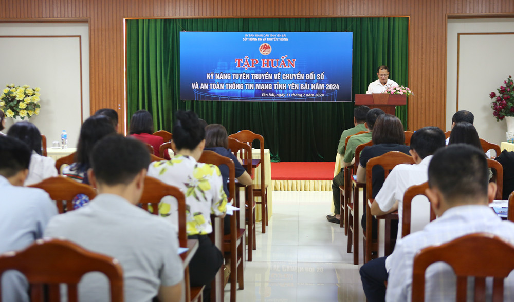 Quang cảnh Hội nghị tập huấn.