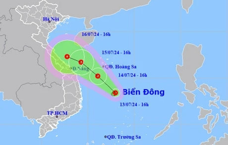 Áp thấp nhiệt đới giật cấp 8 trên Biển Đông, đất liền mưa lớn