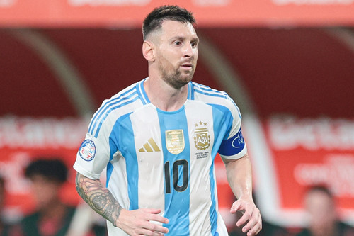 Choáng với giá vé xem Messi đá chung kết Copa America 2024
