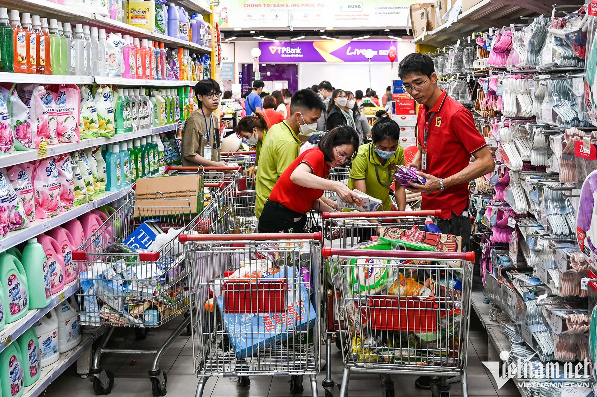 hue 8973 204 2132.jpeg