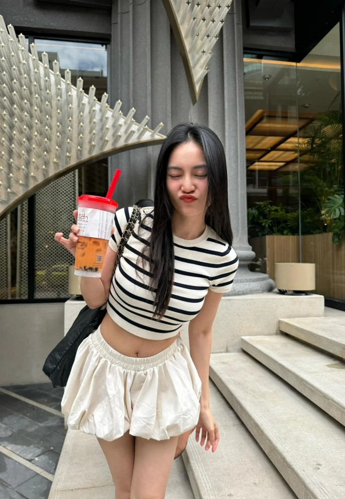 batch_dd4511034458663588353656453494643790574714028n 01564008.jpg