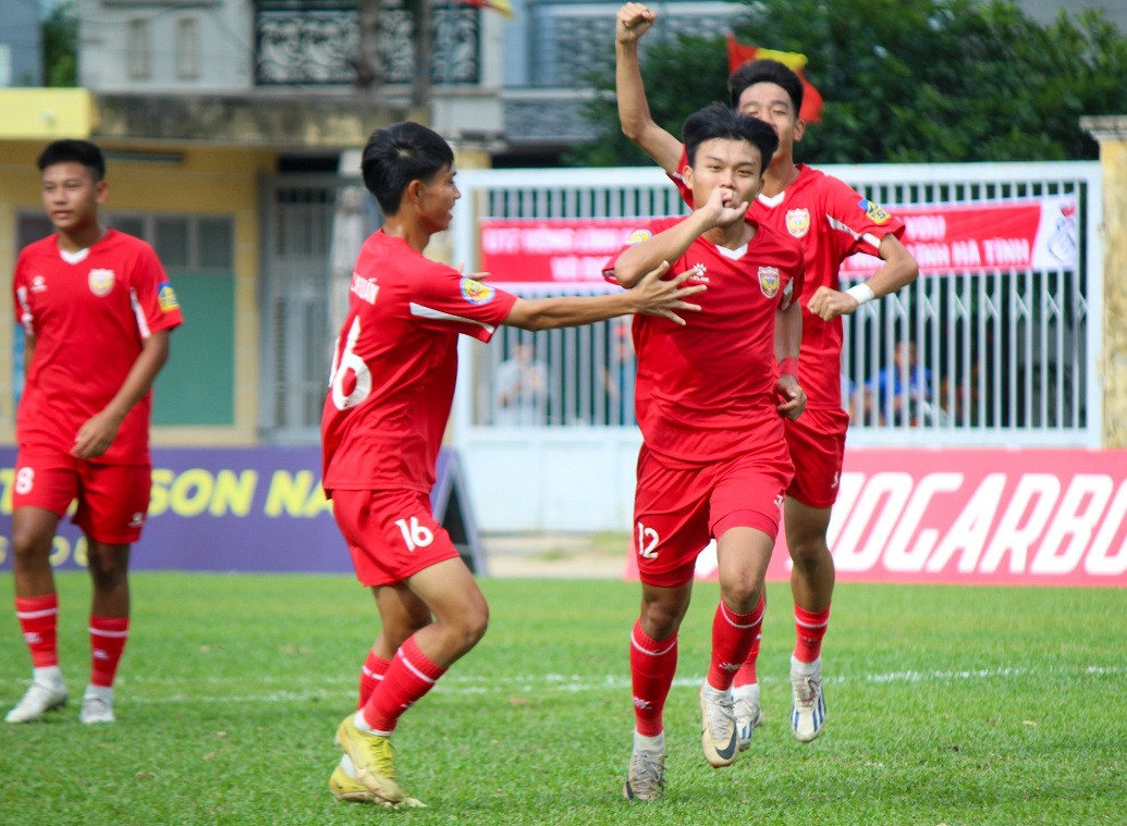 Ha Tinh Binh Duong.jpg