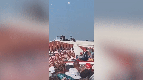 Kẻ bắn ông Donald Trump nã 8 phát đạn từ khoảng cách 60m