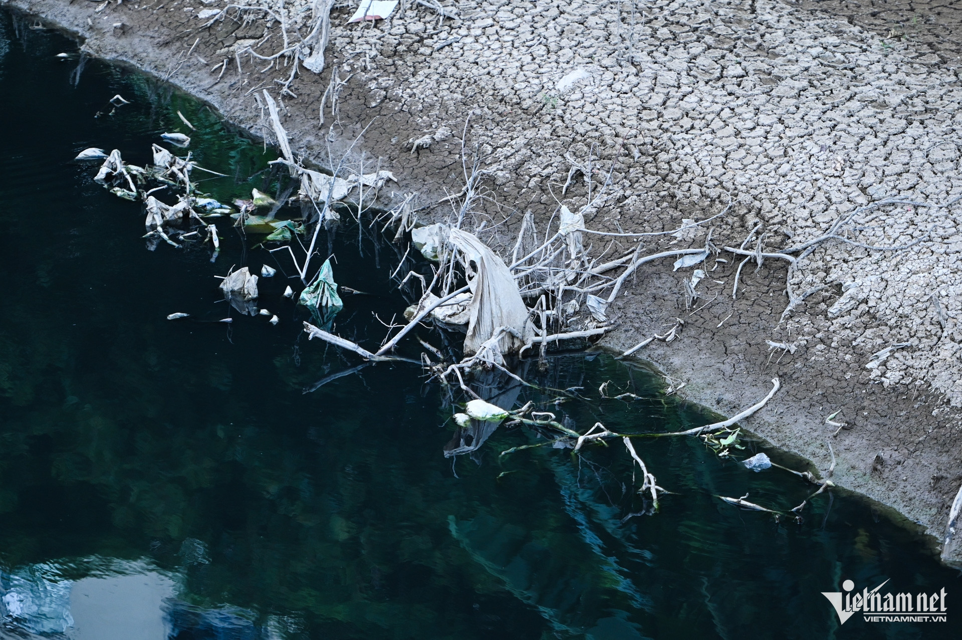 W-những dòng sông chết ô nhiễm môi trường Hà Nội (3).jpg