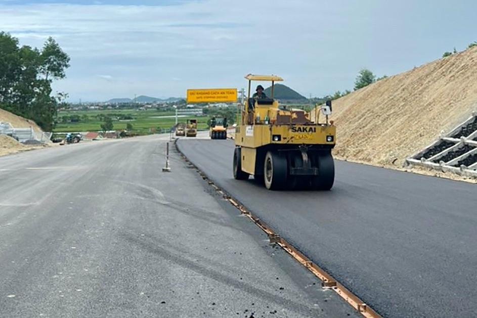 Gỡ vướng giải phóng mặt bằng, 3.000km cao tốc sẽ về đích đúng hạn