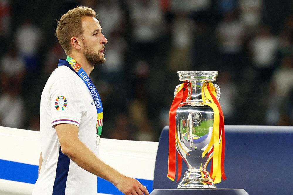 Harry Kane dính vận đen đáng sợ, tuyển Anh bị vạ lây