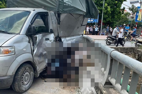 Tai nạn liên hoàn ở Hà Nội, 4 người tử vong