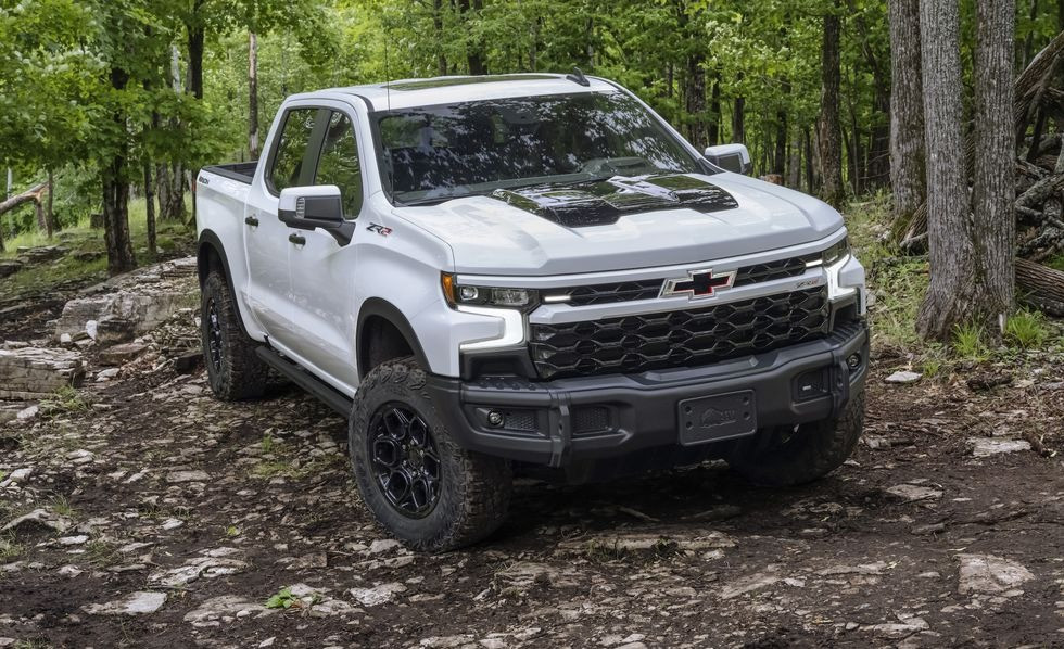 2 2023 chevrolet silverado zr2 bis.jpeg