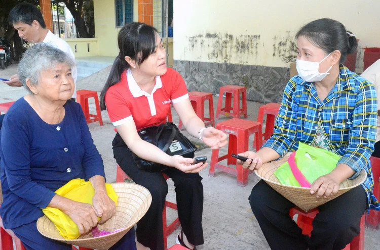 Bến Tre đẩy mạnh phát triển hạ tầng, phổ cập ứng dụng công nghệ số
