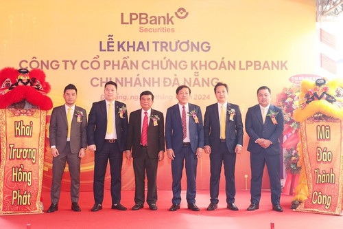 Chứng khoán LPBank khai trương chi nhánh Đà Nẵng