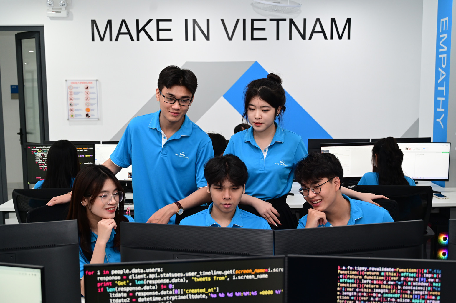 đại học 2 a.jpg