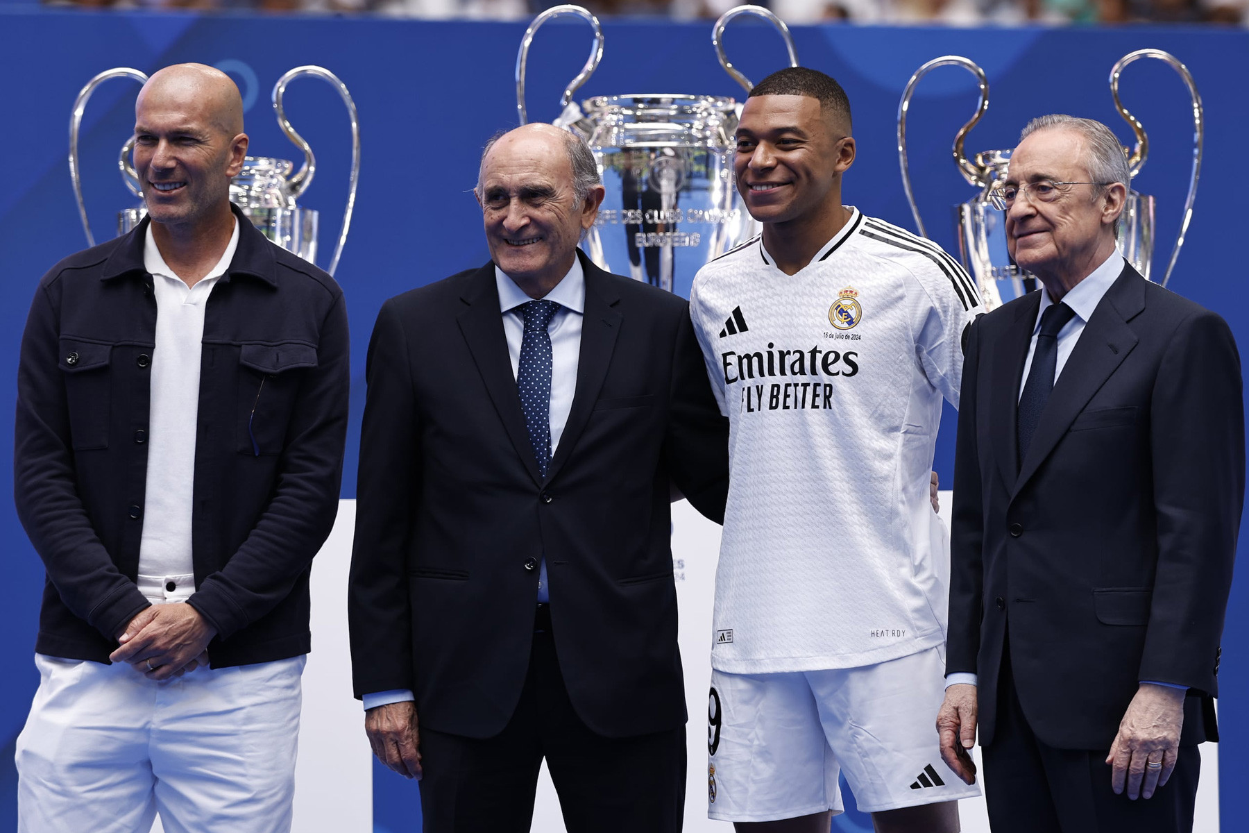 Mbappe Real Madrid.jpg