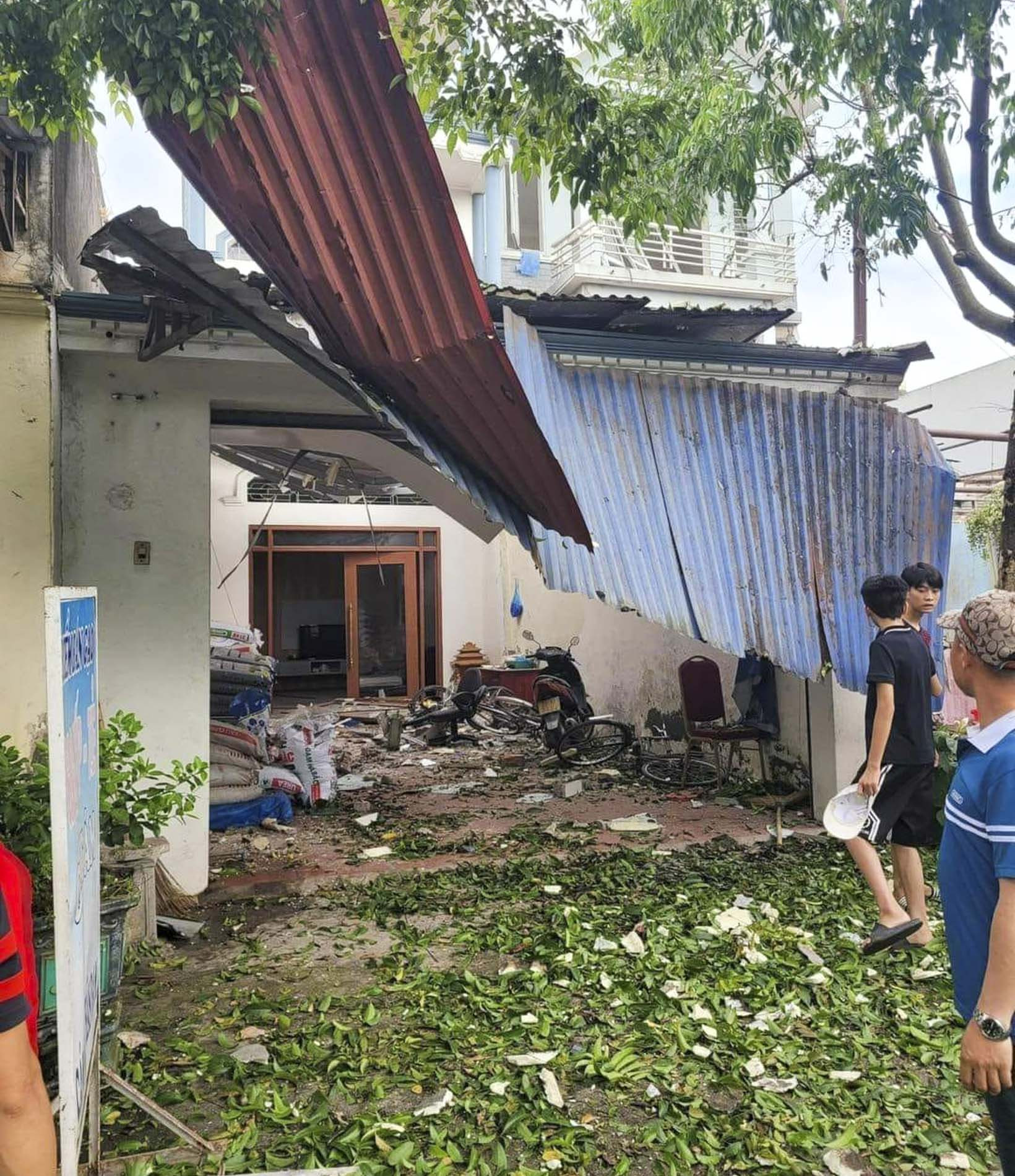 nổ thái nguyên.JPG