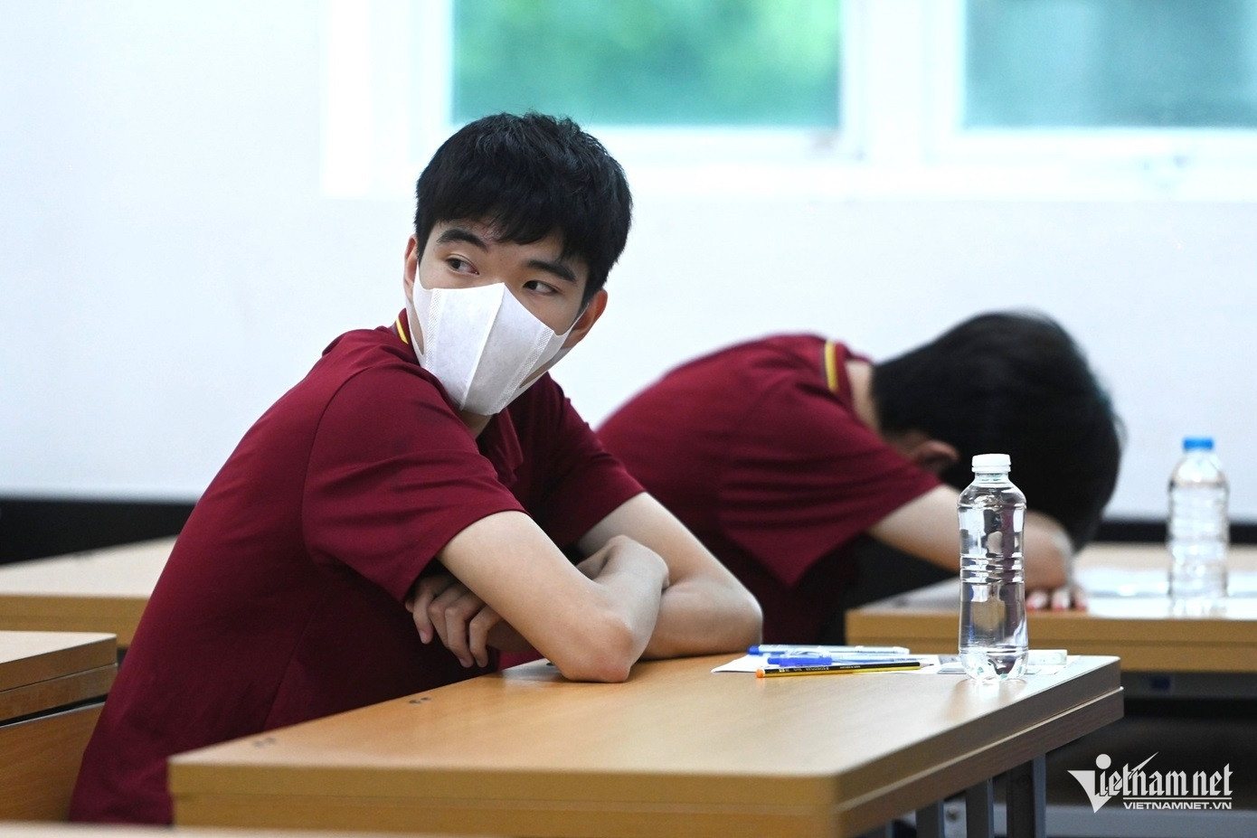 W-Ảnh Thạch Thảo 2.jpg