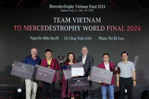 3 đại diện MercedesTrophy Việt Nam 2024 sang Đức tranh giải quốc tế