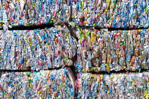 Chất thải nhựa - Hãy tái chế tôi!