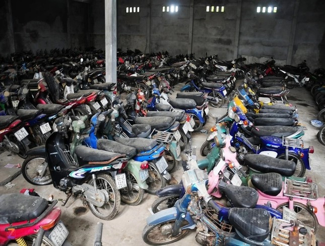 Đấu giá 71 xe máy hỏng ở Hà Nội, bình quân 600.000 đồng/xe ảnh 1