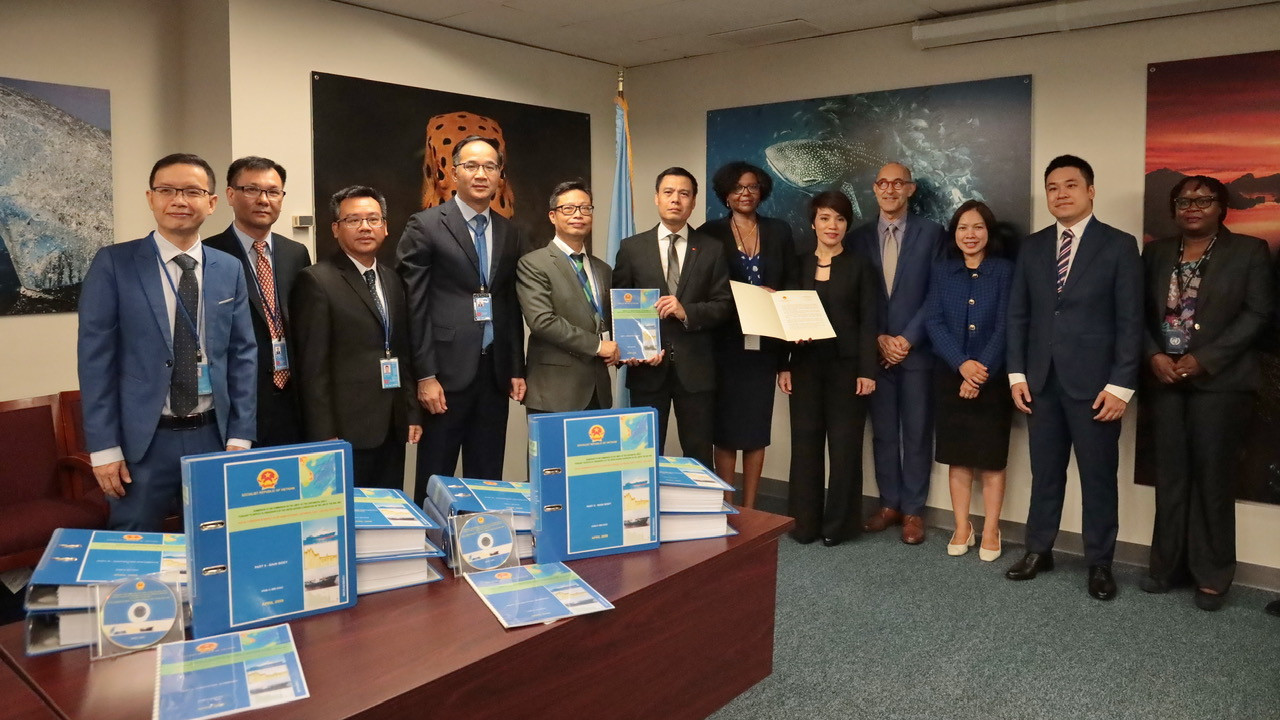 đệ trình 17.7.jpg