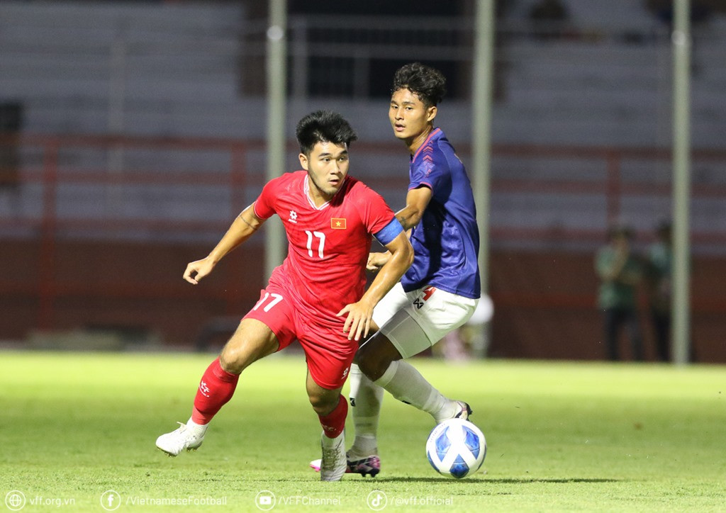 U19 Viet Nam vs U19 Myanmar 6.jpg