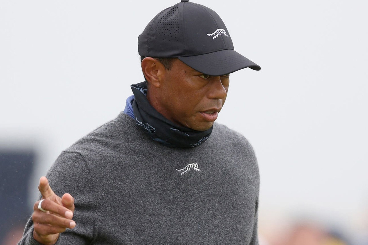 Tiger Woods làm nổ tung The Open 2024