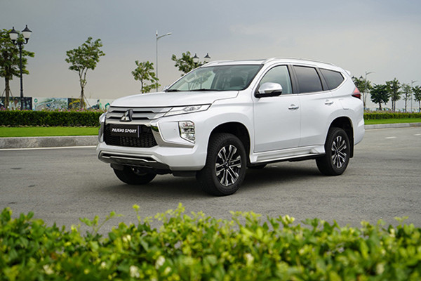 xe ton kho (4).jpg