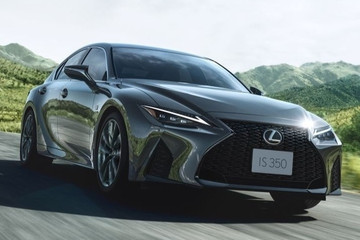 Lexus IS âm thầm ngừng bán tại Việt Nam?