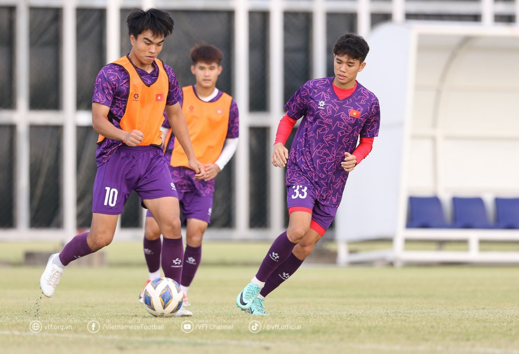u19 viet nam 4.jpg