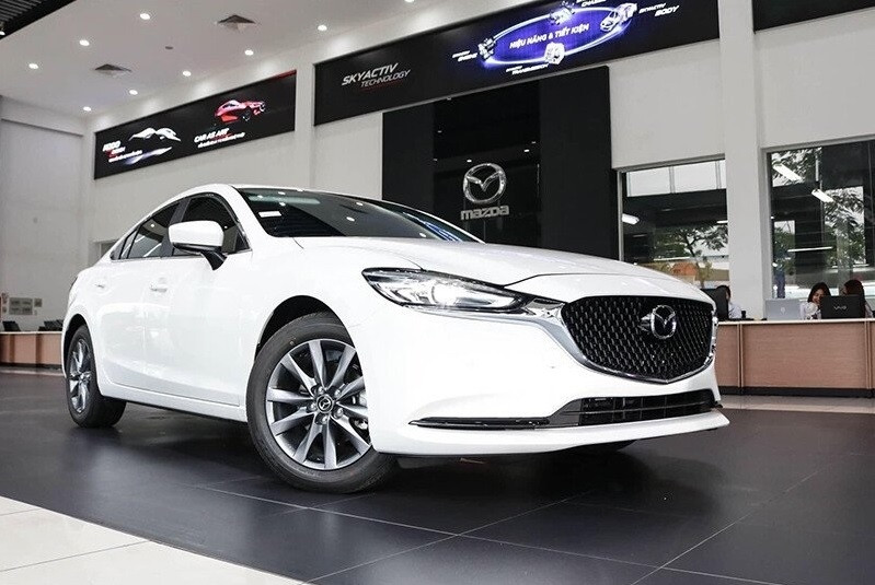 mazda6 bi luoc bot phien ban tai viet nam hinh anh 2