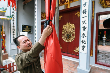 Nhiều nơi tại Hà Nội, TPHCM treo cờ rủ tưởng niệm Tổng Bí thư Nguyễn Phú Trọng