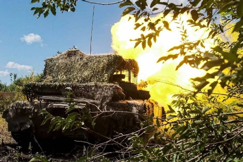 Ukraine tăng mạnh chi tiêu quốc phòng, Nga bắn nổ 2 bệ phóng Patriot