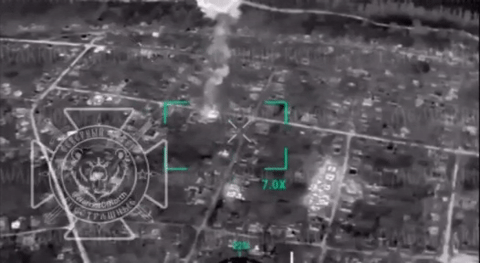 Video Nga dùng vũ khí nhiệt áp chặn quân Ukraine tấn công