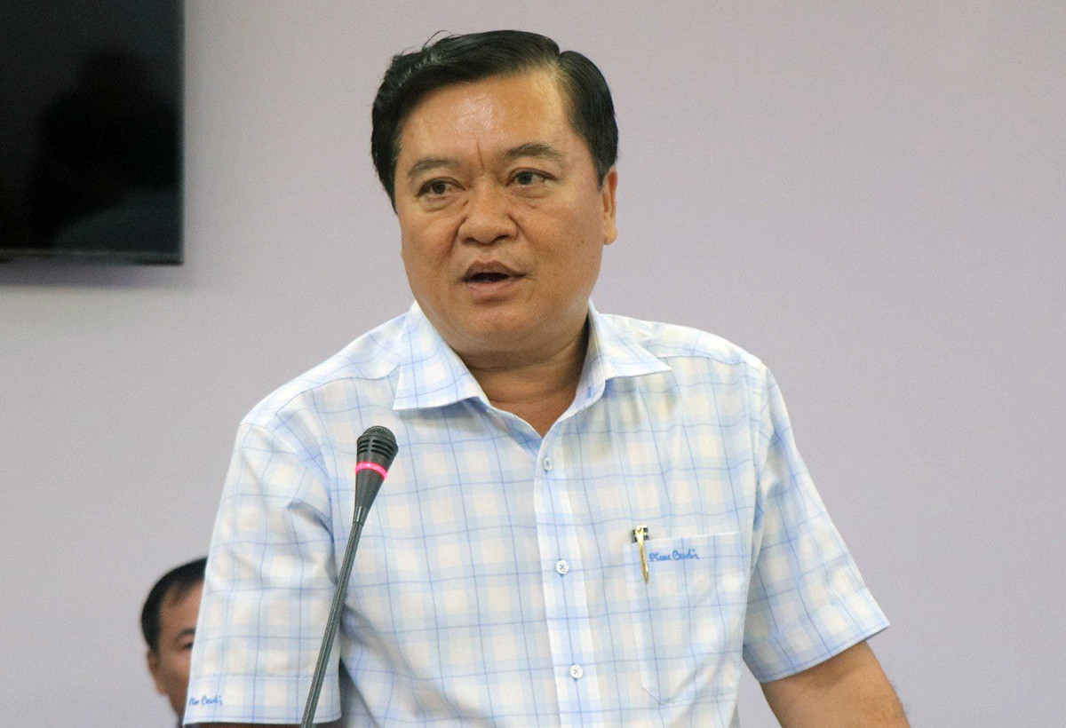 Chánh thanh tra Vĩnh Long.jpg