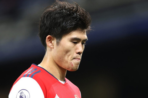 Fan Arsenal tức giận đòi tống khứ ngôi sao Nhật Bản