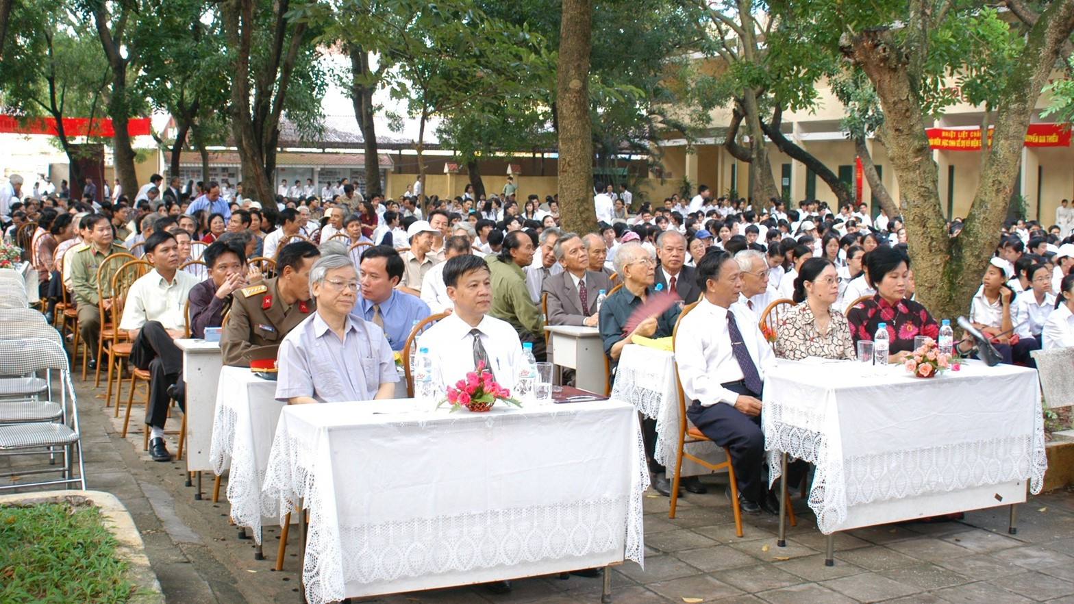 tong bi thu 6c.9.JPG