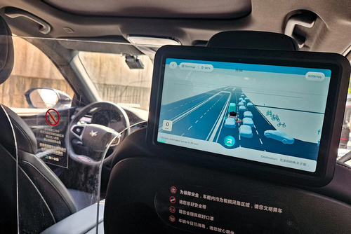 Tương lai của giao thông nội đô nhìn từ taxi không người lái ở Vũ Hán