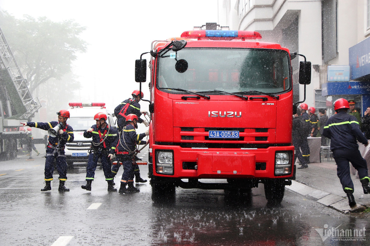 w chua chay5 1 954.jpg