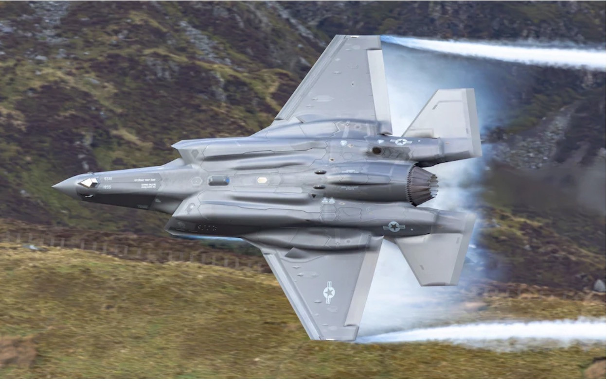 bay mach loop