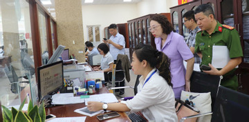 Hà Nội: Đẩy nhanh tiến độ chuyển đổi số tại quận Nam Từ Liêm