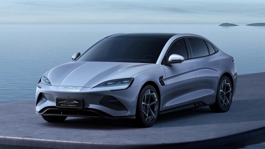 byd open pre orders for the seal starting at rmb21 52e5 1643.jpeg