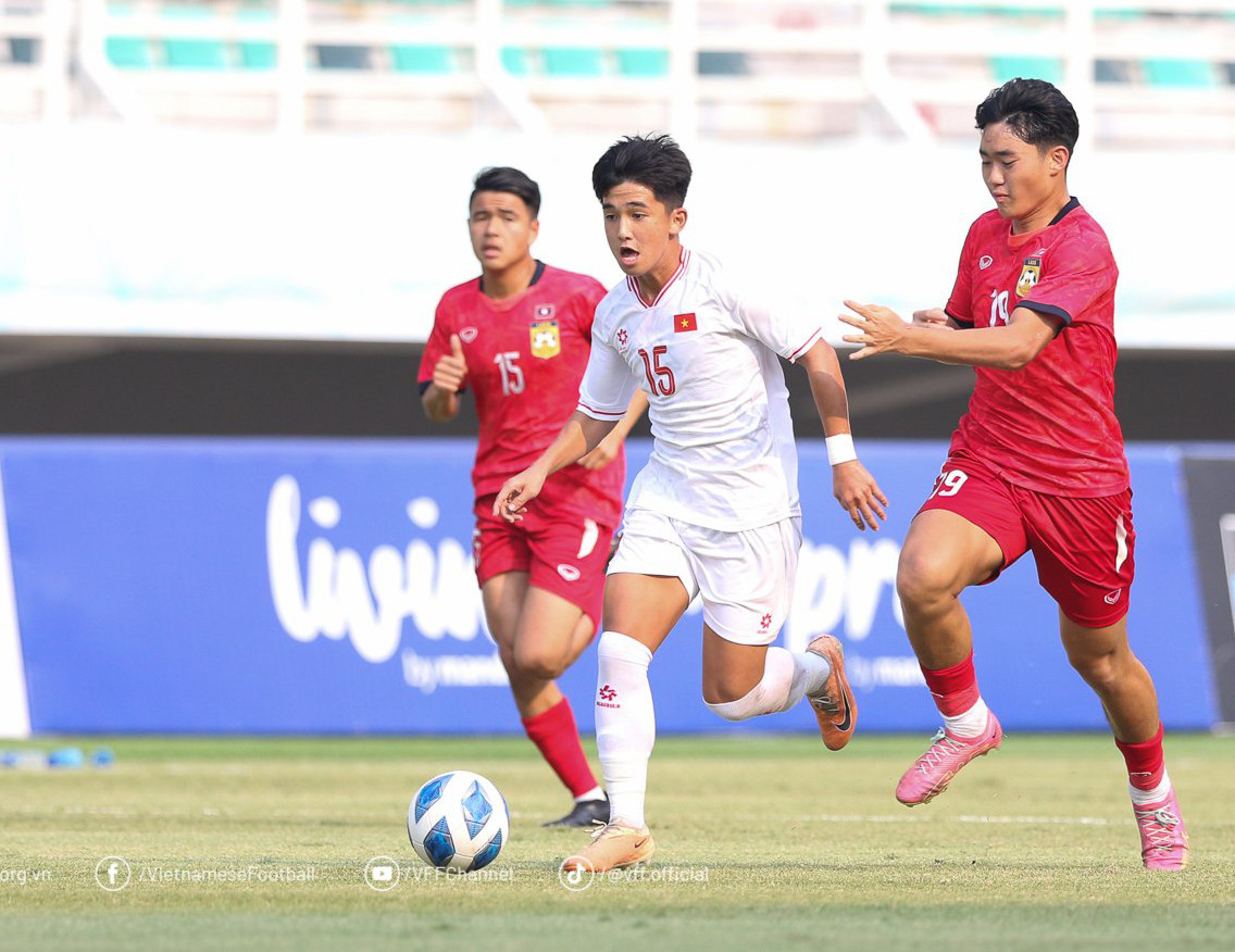 u19 viet nam lao 4.jpg