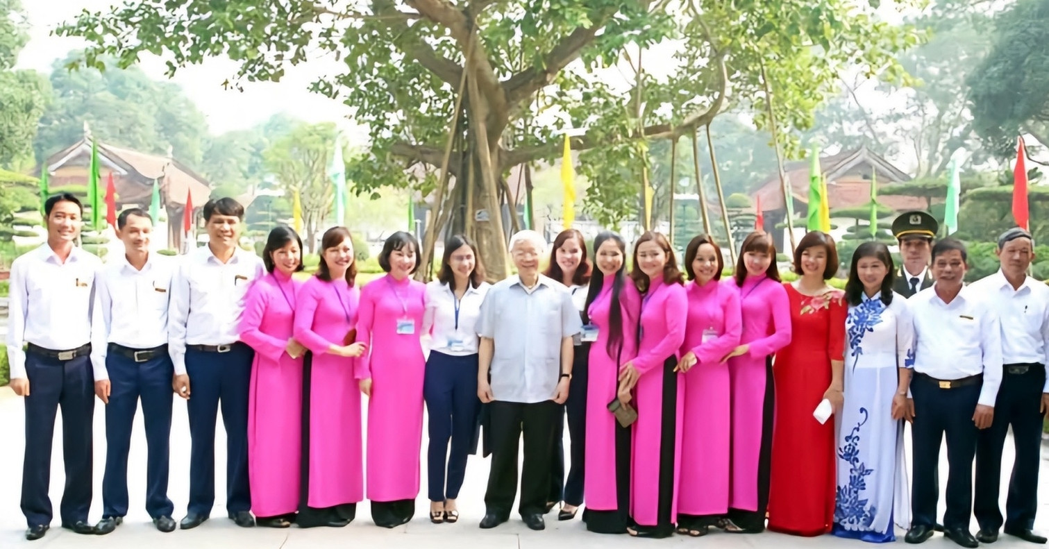 Về làng Sen, Tổng Bí thư viết tâm nguyện một đời đi theo con đường Bác vạch ra