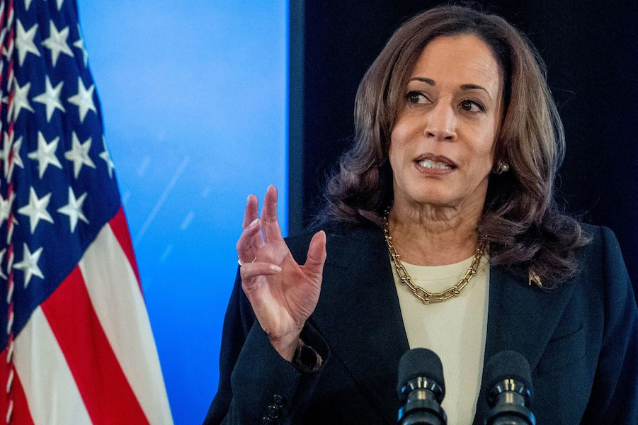 kamala harris bloomberg 972.jpg