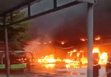 Bản tin trưa 26/7: Lại cháy lớn ở Hội An, hàng chục xe điện du lịch bị thiêu rụi