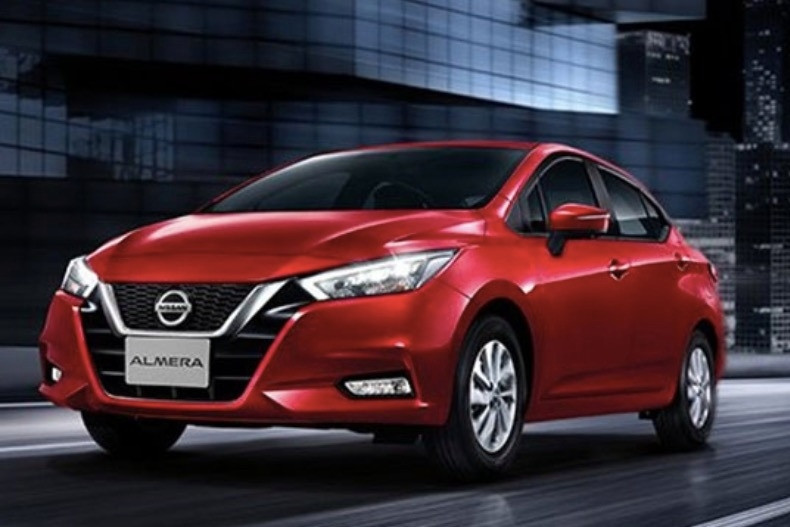 Đón tháng 'cô hồn', ô tô giảm giá trăm triệu xả hàng tồn