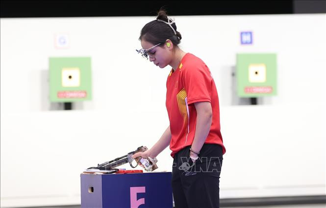 trinh thu vinh 1.jpg