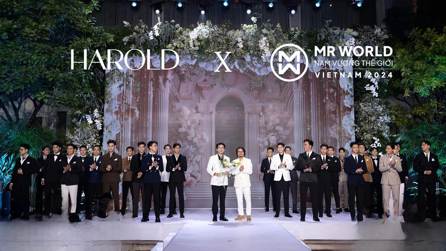 04 Harold Clothes.jpg