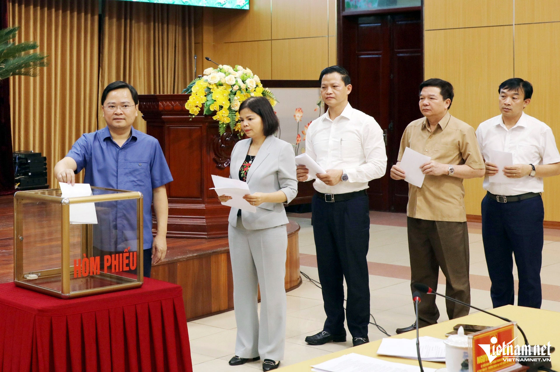 W-Vương quốc tuấn.JPG.jpg