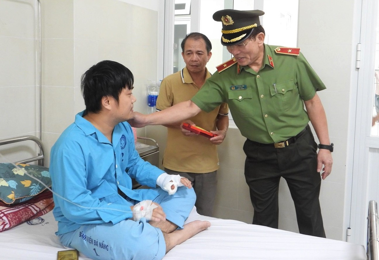 chong nguoi thi hanh cong vu.jpg