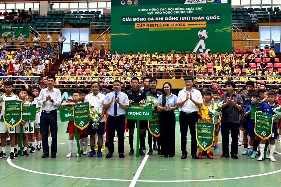 Khai màn VCK giải bóng đá U11 toàn quốc 2024