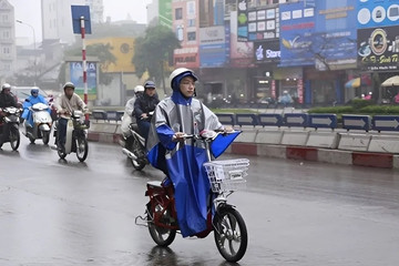 Những lưu ý quan trọng khi đi xe đạp điện dưới mưa